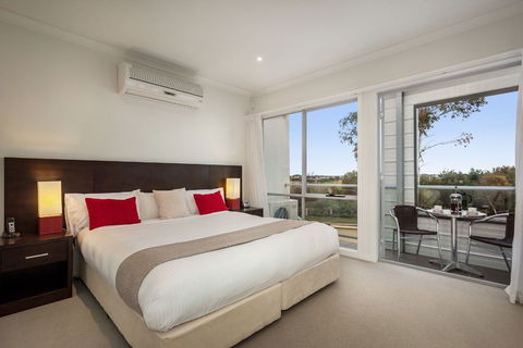Quest Sanctuary Lakes - Grafton Accommodation 1