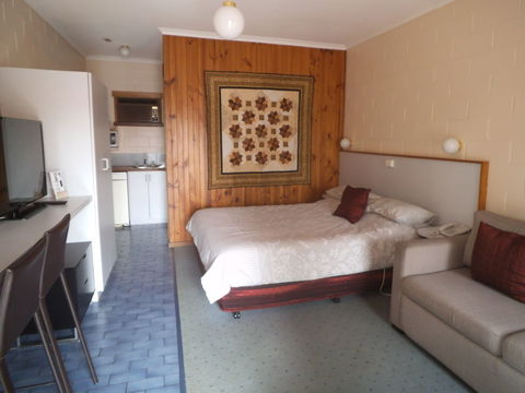 Yarragon Motel - Grafton Accommodation 0