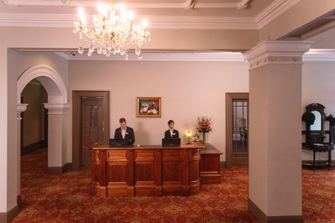 Hadley's Orient Hotel - Grafton Accommodation 1