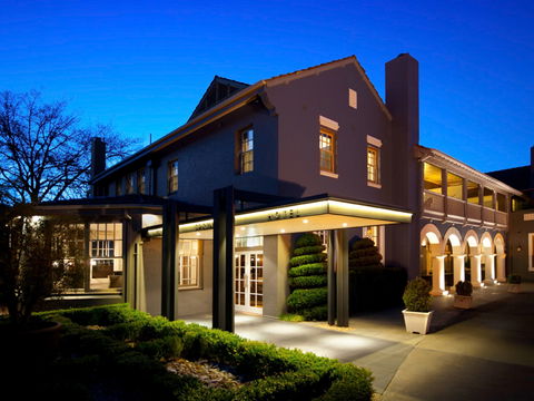 Peppers Mineral Springs - Grafton Accommodation 0