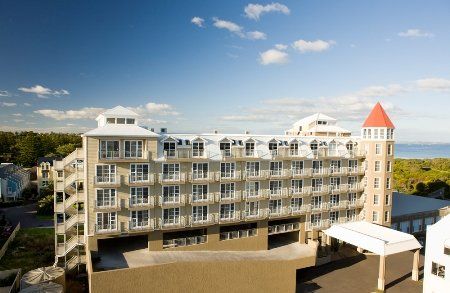 Deep Blue Hotel & Hot Springs - Grafton Accommodation 0