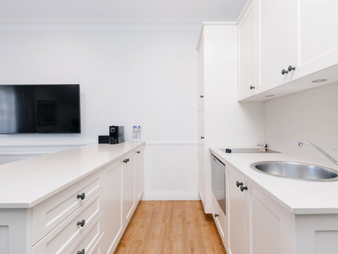 Grand Mercure The Hills Lodge - Grafton Accommodation 11