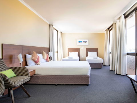 Ibis Styles Mt Isa Verona - Grafton Accommodation 5