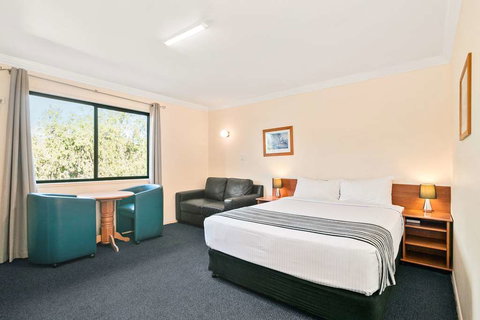 Econo Lodge Waterford - Grafton Accommodation 8