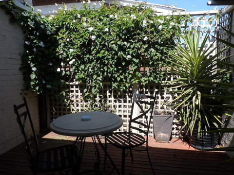 Admiralty Inn - Grafton Accommodation 1
