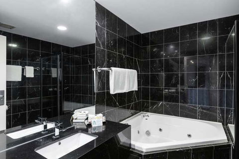 All Seasons Bendigo - Grafton Accommodation 11