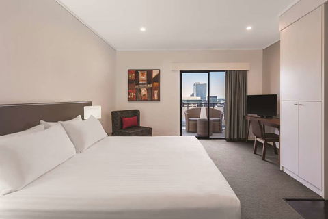 Adina Apartment Hotel Barrack Plaza - Grafton Accommodation 10