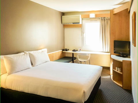 Ibis Sydney Thornleigh - Grafton Accommodation 1