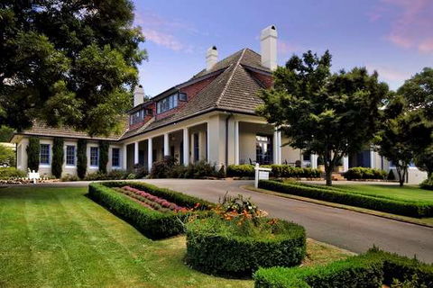 Peppers Manor House - Grafton Accommodation 0