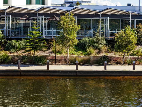 Mercure Sunshine Coast Kawana Waters - Grafton Accommodation 1