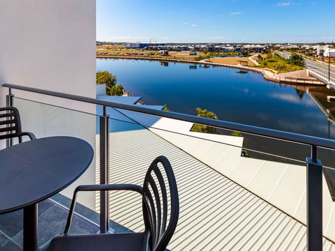 Mercure Sunshine Coast Kawana Waters - Grafton Accommodation 5