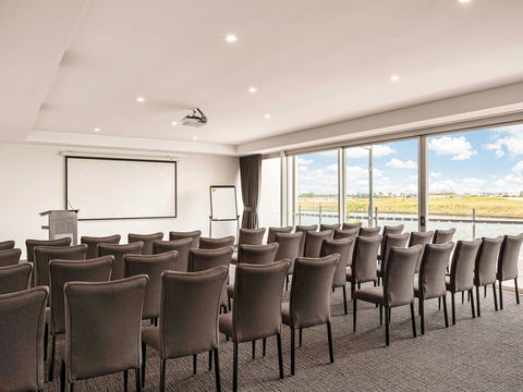 Mercure Sunshine Coast Kawana Waters - Grafton Accommodation 12