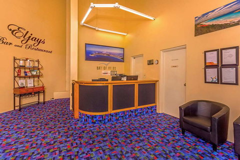 Comfort Inn Bay of Isles - Grafton Accommodation 1