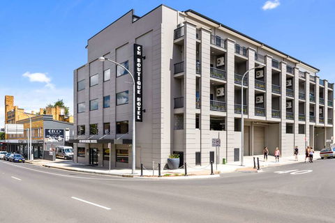 CH Boutique Hotel - Grafton Accommodation 1