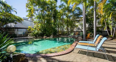 The Beach Motel Hervey Bay - Grafton Accommodation 2