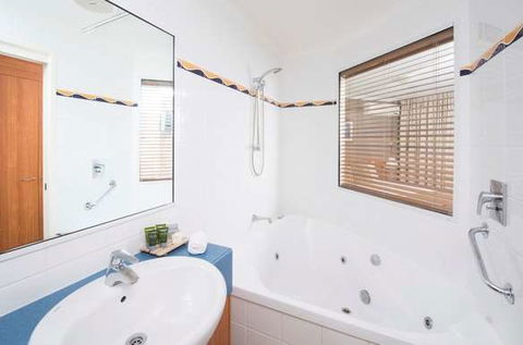 Mantra Hervey Bay - Grafton Accommodation 2