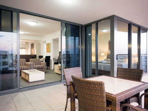 Oaks Aurora - Grafton Accommodation 2