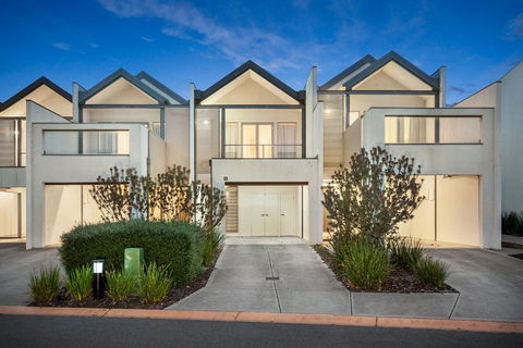 Quest Sanctuary Lakes - Grafton Accommodation 0