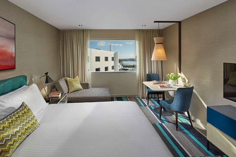 Crown Promenade Perth - Grafton Accommodation 1