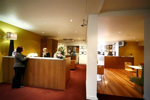 Best Western Plus The Tudor-Box Hill - Grafton Accommodation 0