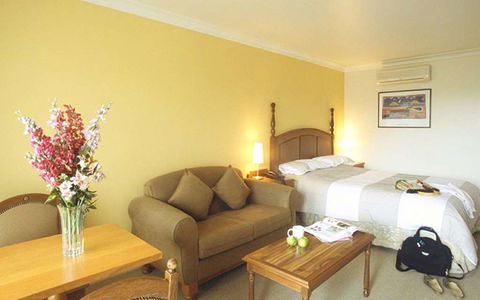Best Western Plus The Tudor-Box Hill - Grafton Accommodation 2