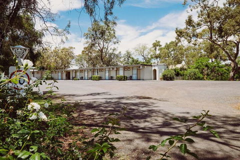 Artesian Spa Motor Inn - Grafton Accommodation 1