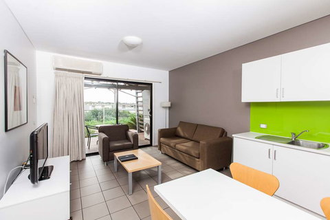 Majestic Oasis Apartments - Grafton Accommodation 2
