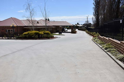 Best Western Plus Ambassador Orange - Grafton Accommodation 2