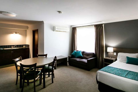 Best Western Plus Ambassador Orange - Grafton Accommodation 6