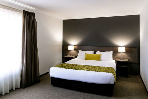 Best Western Plus Ambassador Orange - Grafton Accommodation 17