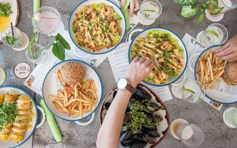 Shangri-La Hotel, The Marina - Grafton Accommodation 11