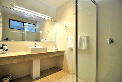 Mission Beach Resort - Grafton Accommodation 1