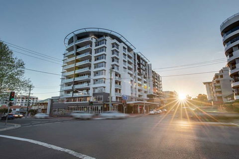 Adina Apartment Hotel Wollongong - Grafton Accommodation 0