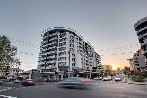 Adina Apartment Hotel Wollongong - Grafton Accommodation 2