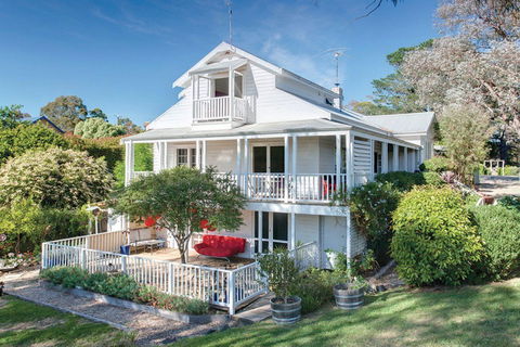 65 Main - Grafton Accommodation 0