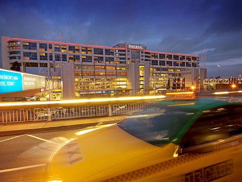 PARKROYAL Melbourne Airport - Grafton Accommodation 0
