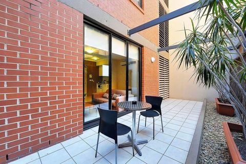 APX Apartments Darling Harbour - Grafton Accommodation 2