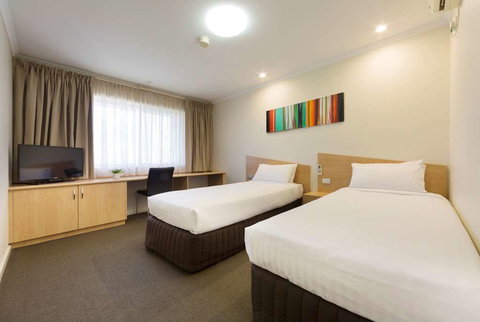 Ramada Encore by Wyndham Belconnen - Grafton Accommodation 1