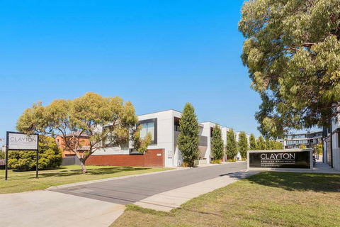 Clayton Serviced Apartments - Grafton Accommodation 2