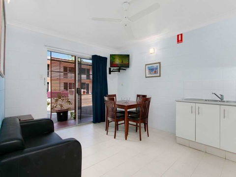 Cairns City Palms - Grafton Accommodation 0