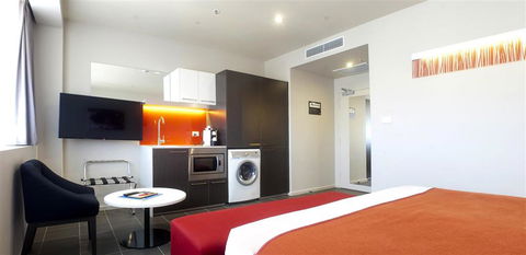 Abode Woden - Grafton Accommodation 2