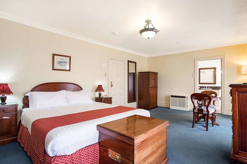 Quality Hotel Bentinck - Grafton Accommodation 4