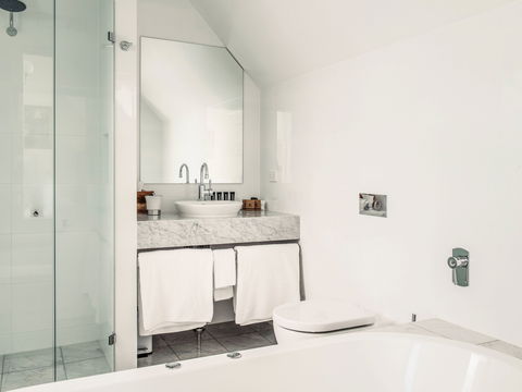 Mount Lofty House - Grafton Accommodation 17