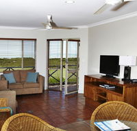 Moonlight Bay Suites - Grafton Accommodation