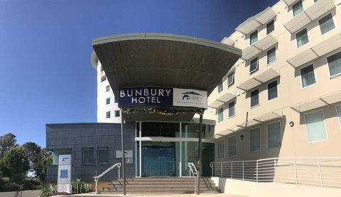 Bunbury Hotel Koombana Bay - Grafton Accommodation 0
