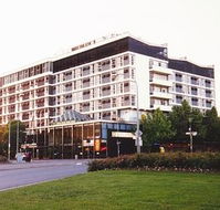 Hotel Adelaide International - Grafton Accommodation