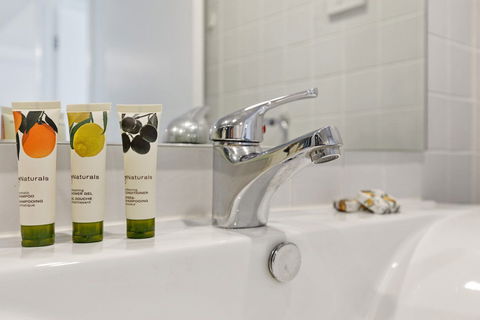 Astra Apartments Parramatta - Grafton Accommodation 1