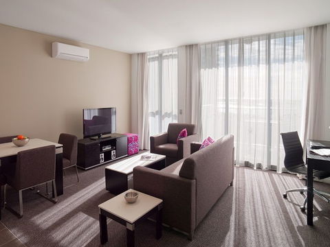 Meriton Suites Southport - Grafton Accommodation 1