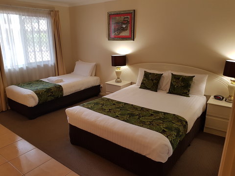 The Palms Motel, Chinchilla - Grafton Accommodation 0