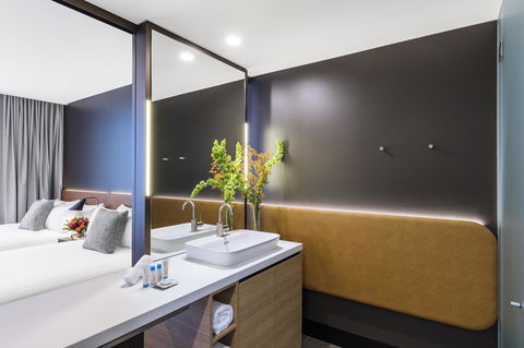 Vibe Hotel Canberra - Grafton Accommodation 16